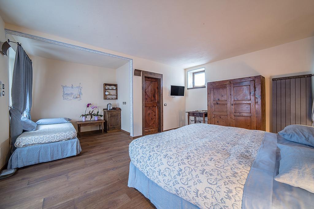 Domus Antica Pensión Aosta